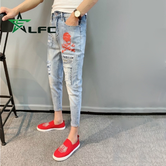 QUẦN JEANS ỐNG CÔN ĐẦU LÂU CHẤP VÁ