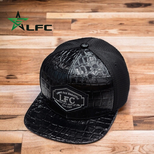 NÓN SNAPBACK LFC CHẤT LIỆU DA ÉP VÂN CÁ SẤU LOGO DA